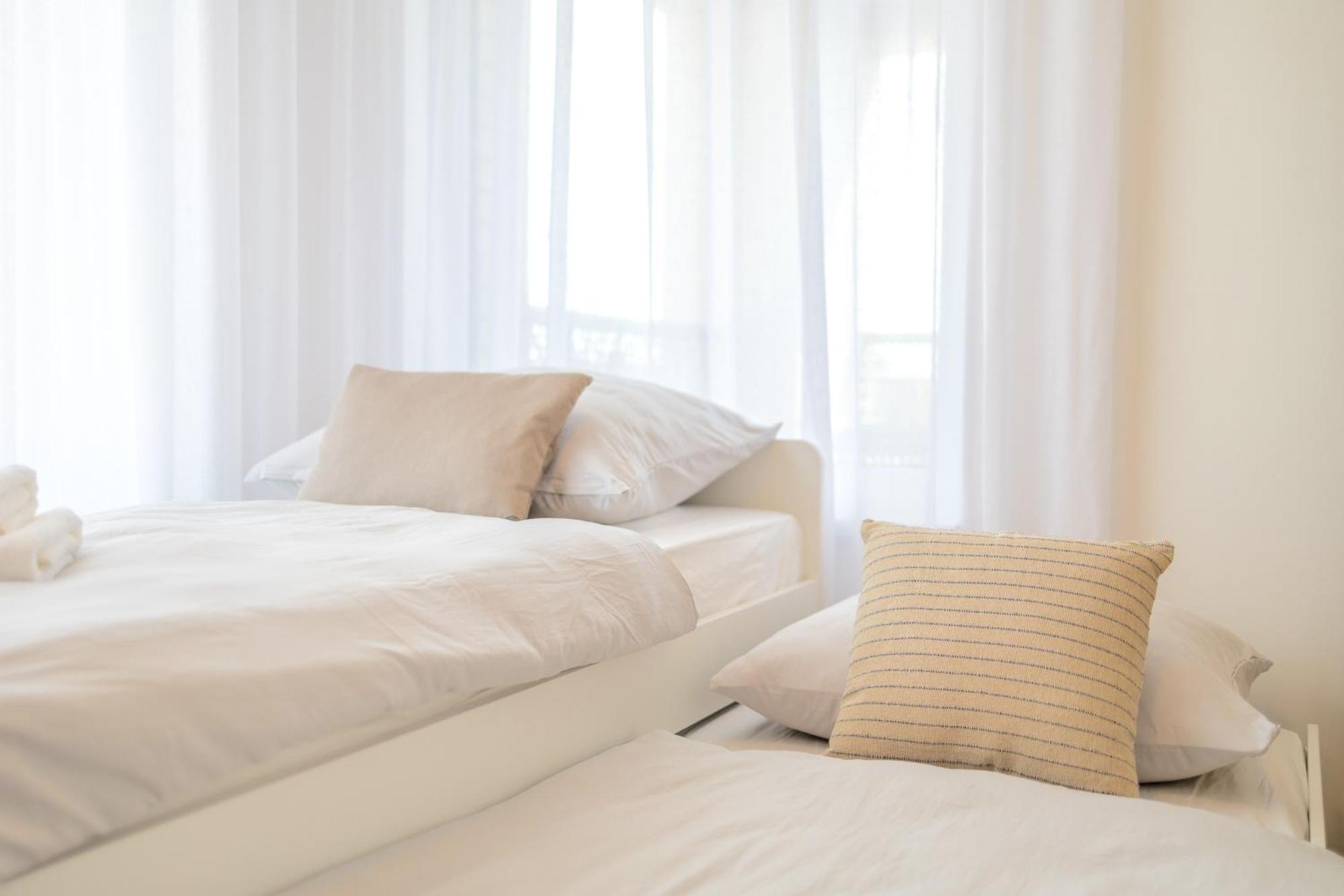 Bright 2Br - 4Th Floor, Balcony, Free Parking By Gravity Prague 아파트 외부 사진